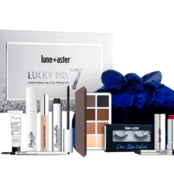 Christmas Special Lune+aster Lucky No.7 Limited Edition Lip & Eye Makeup Set - Picture 1 of 3